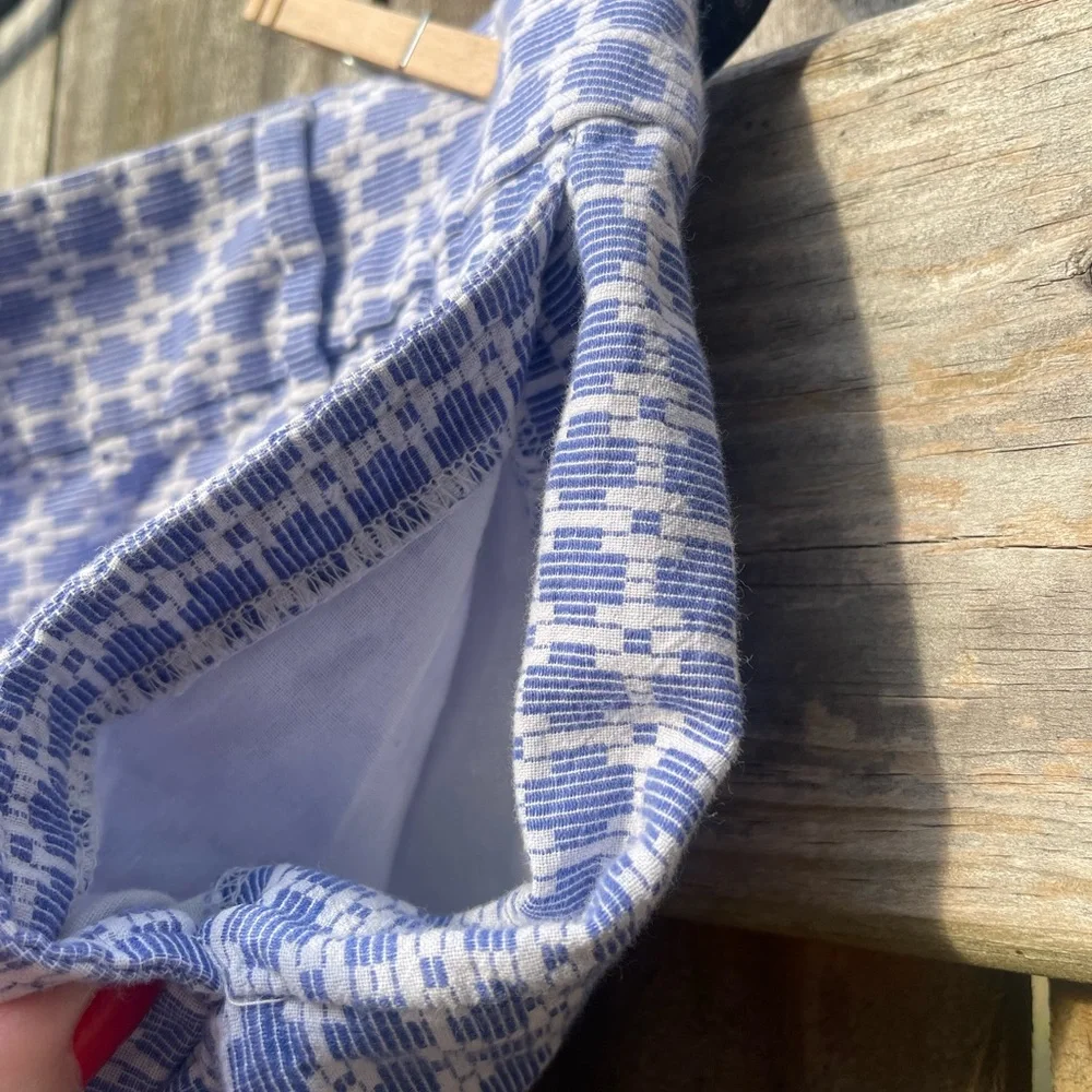 LOFT Blue and White Women's Shorts Sz 2